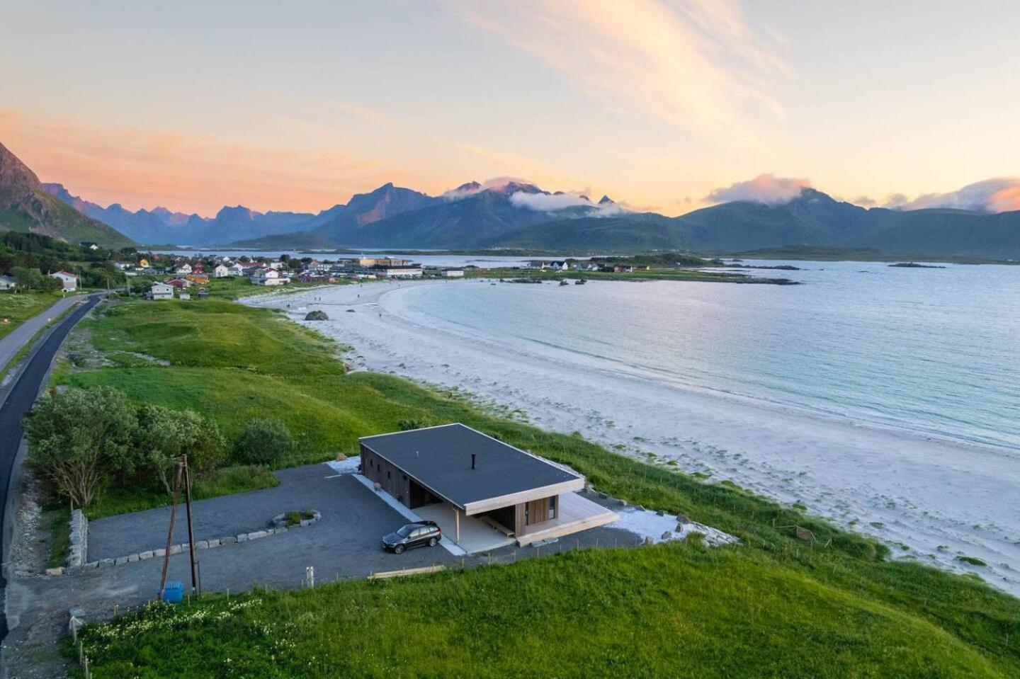 Exclusive Beach House Ramberg - Your Private Oasis Exteriér fotografie