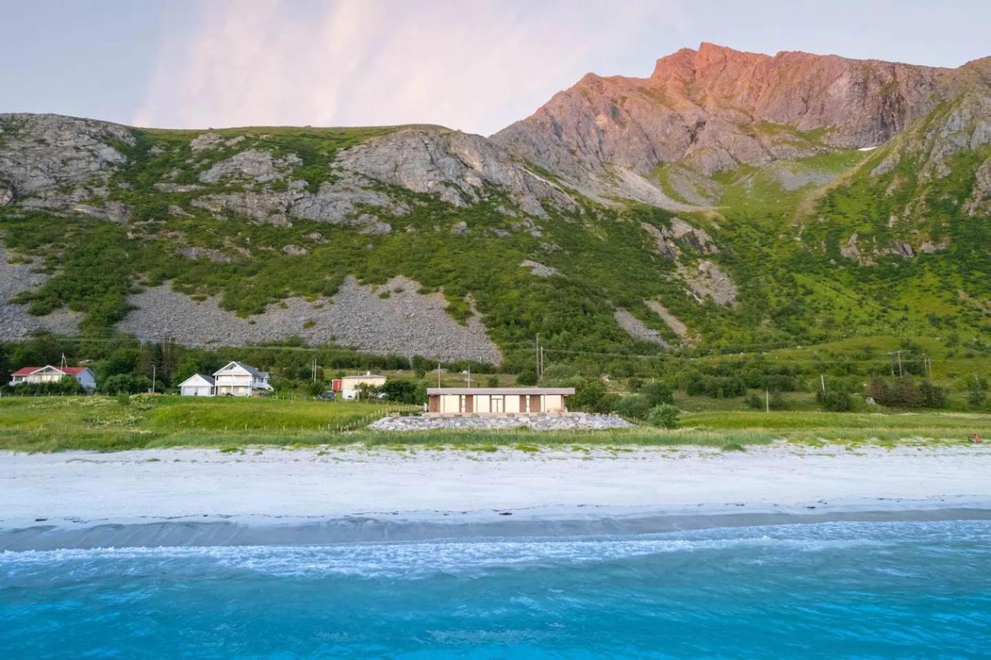 Exclusive Beach House Ramberg - Your Private Oasis Exteriér fotografie